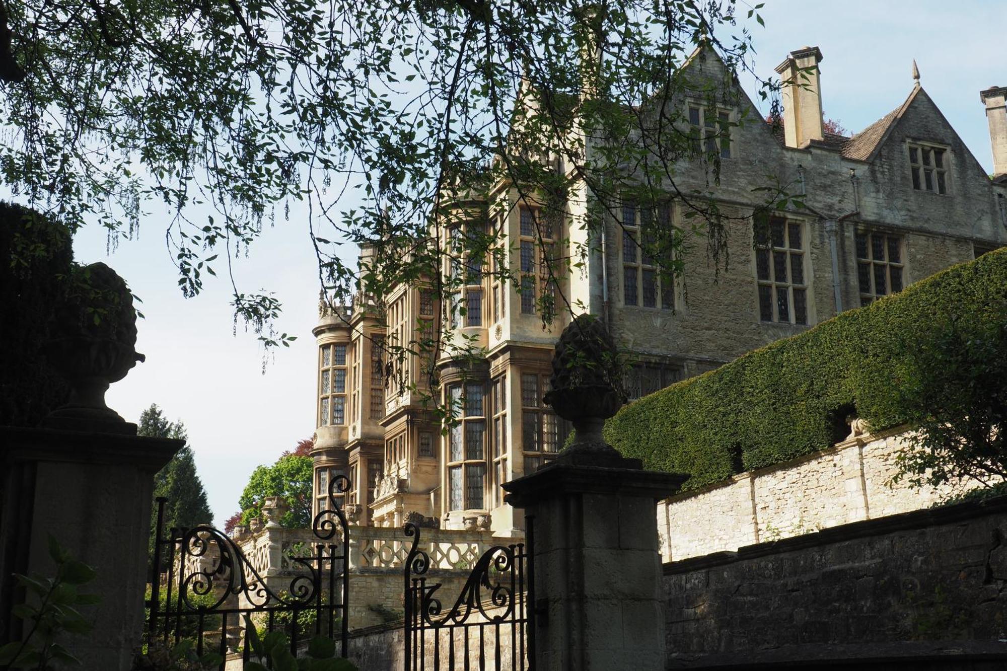 The Hall - Historic Grade I-Listed Jacobean Mansion Bradford-On-Avon Kültér fotó